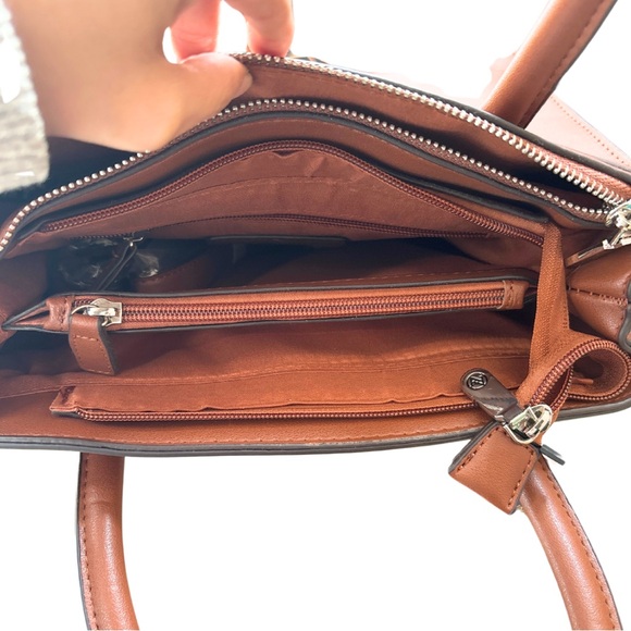 Adrienne Vittadini Shoulder and Cross Body Bag Brown Caramel Leather with Studs - Picture 3 of 4